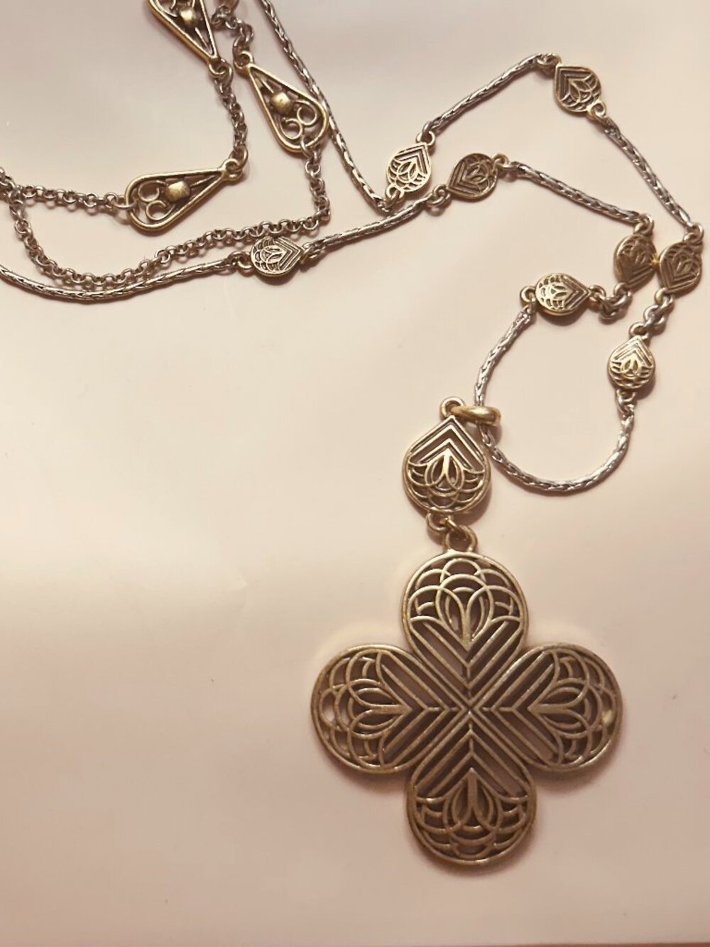 Lucky Brand Artisan Filigree Clover Pendant Necklace Bronze Tone